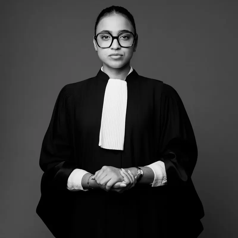 Maëlys Kaabeche, avocate en robe